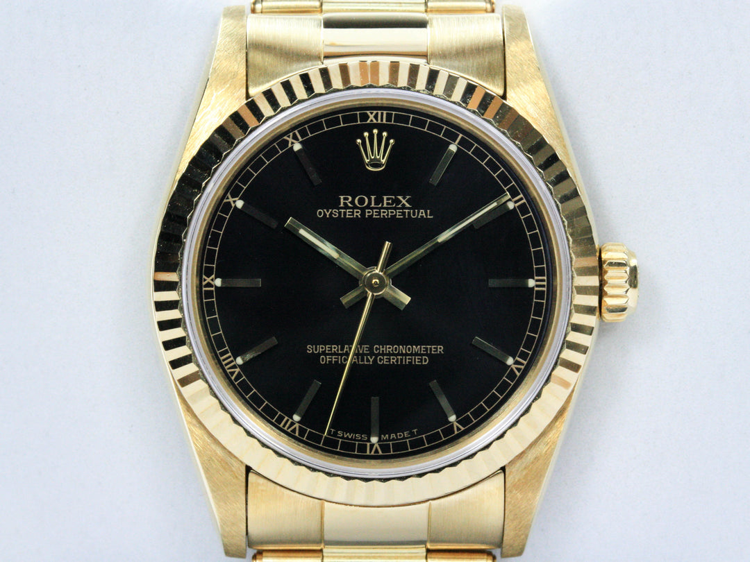 Oyster Perpetual Medium Black Dial Referenz 67518