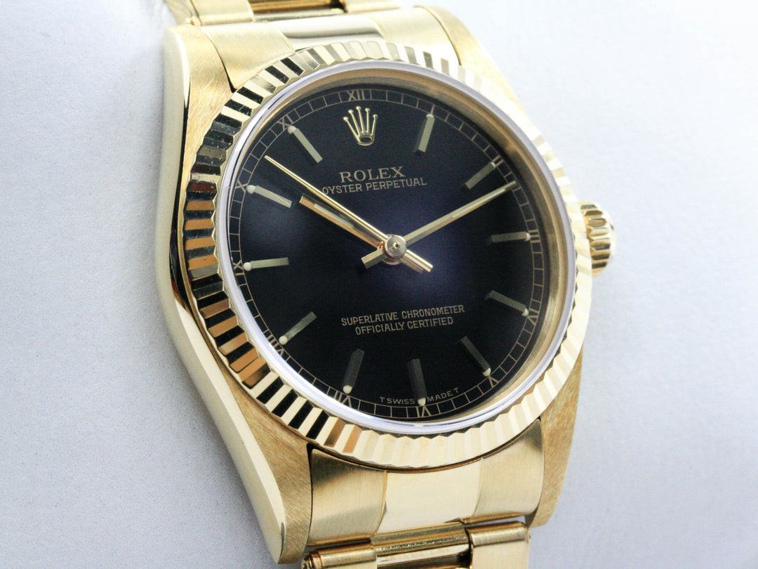 Oyster Perpetual Medium Black Dial Referenz 67518
