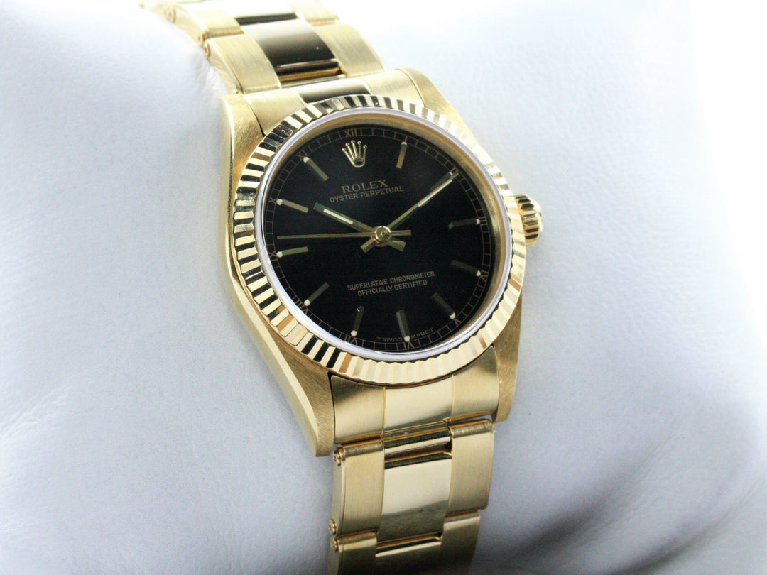 Oyster Perpetual Medium Black Dial Referenz 67518