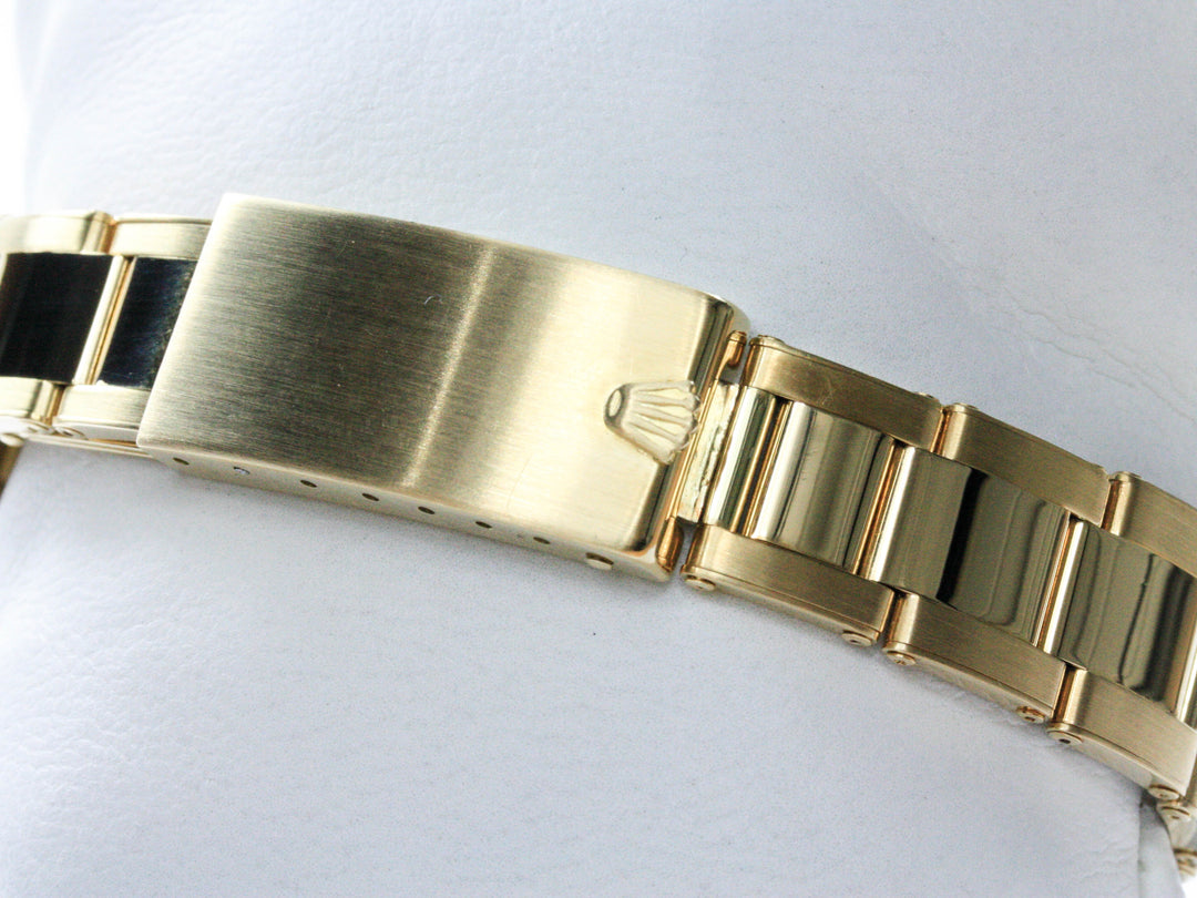 Oyster Perpetual Medium Black Dial Referenz 67518