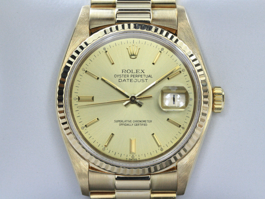 Rolex Datejust 36 mm 18k Gold Mint Referenz 16018