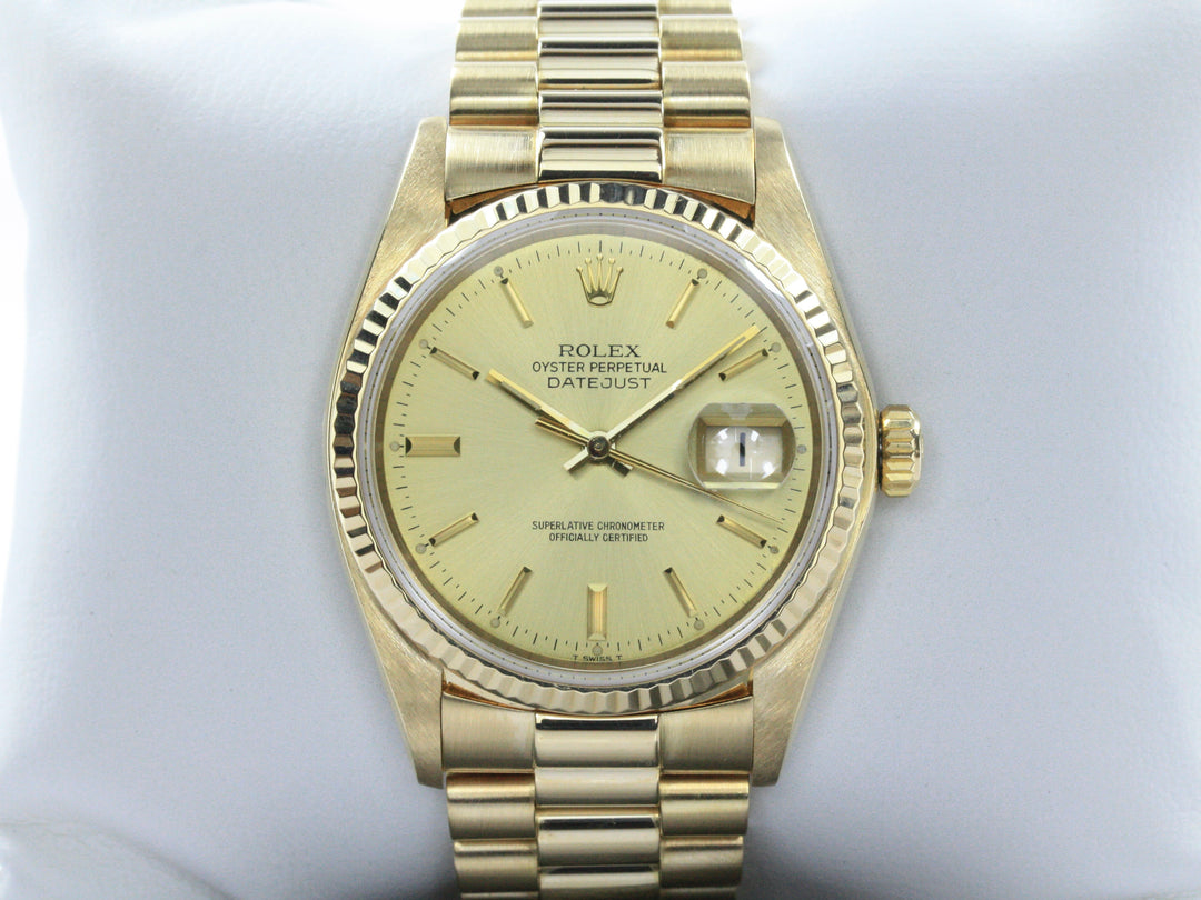 Rolex Datejust 36 mm 18k Gold Mint Referenz 16018