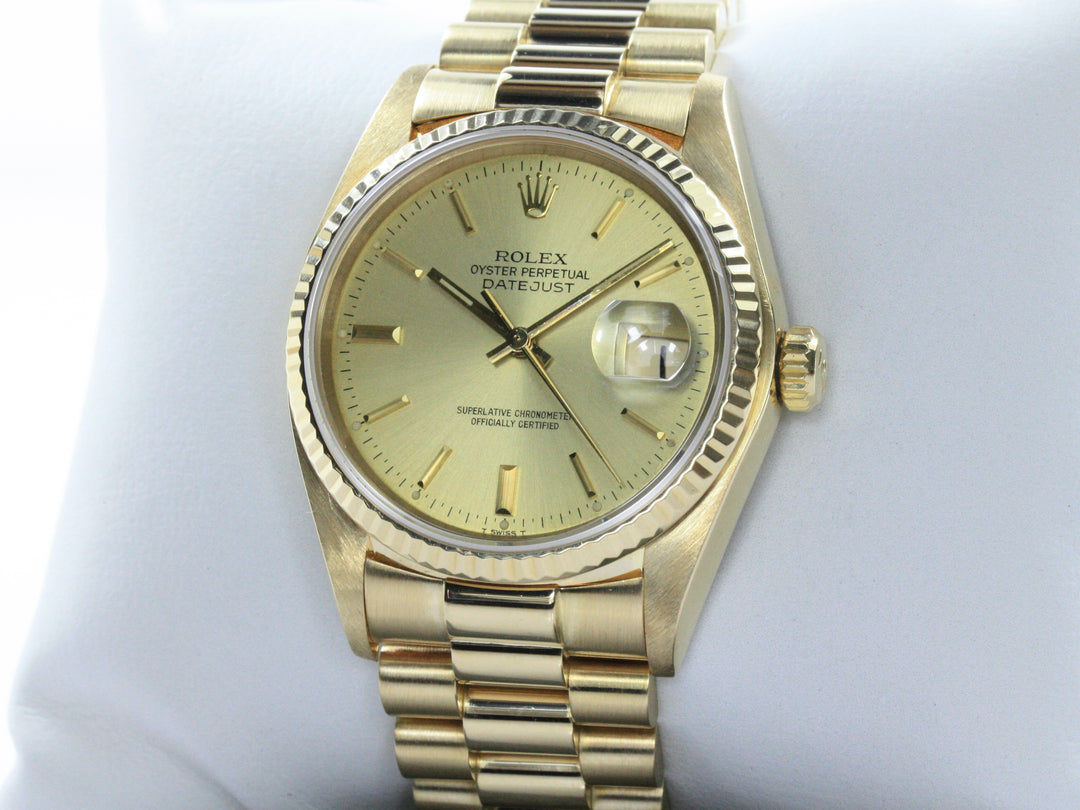 Rolex Datejust 36 mm 18k Gold Mint Referenz 16018