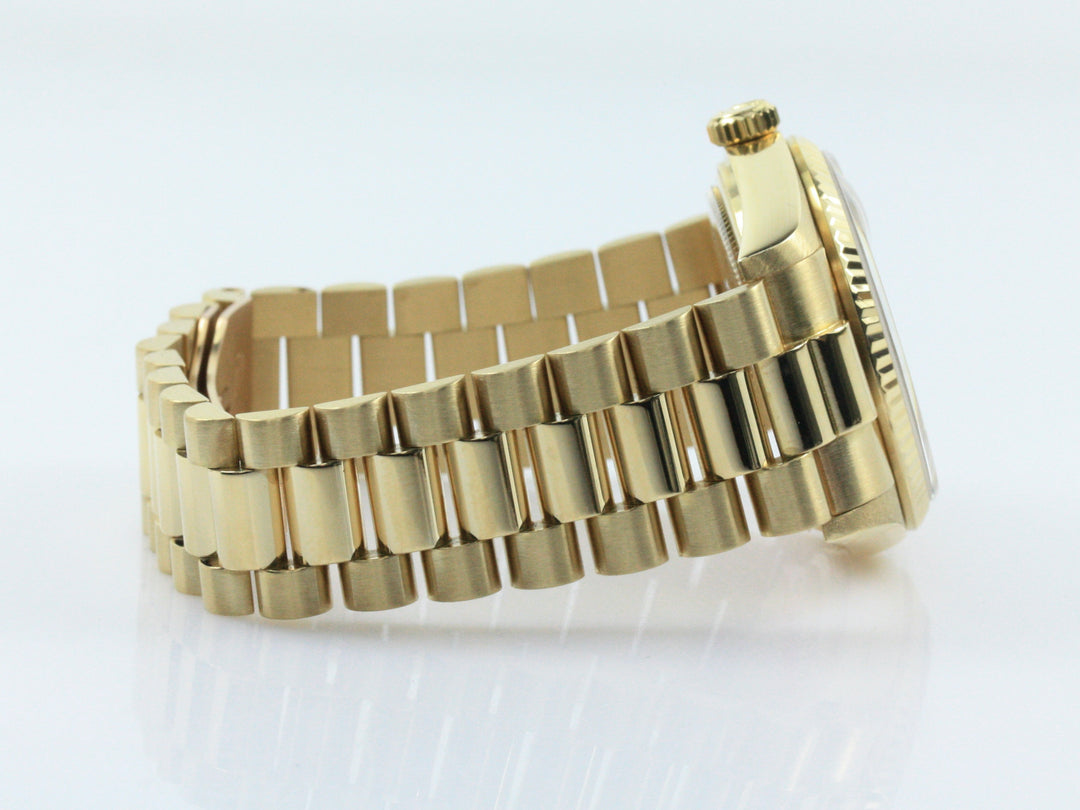 Rolex Datejust 36 mm 18k Gold Mint Referenz 16018