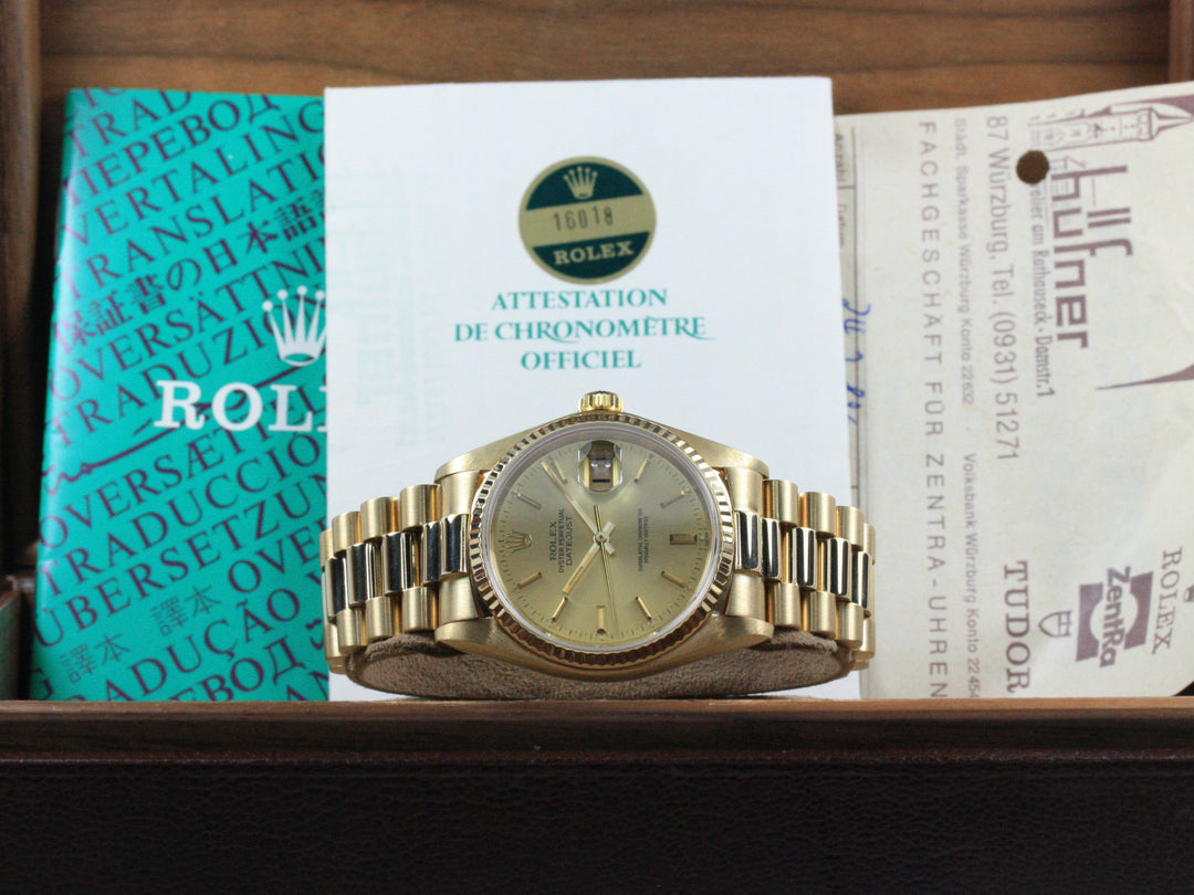 Rolex Datejust 36 mm 18k Gold Mint Referenz 16018