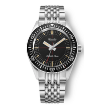 Nivada Grenchen Antarctic Diver No Date 32044A – Herrenuhr Edelstahl 38 mm mit schwarzem Zifferblatt und Edelstahlarmband