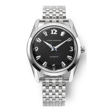 Nivada Grenchen Antarctic 35mm Black 35002M – Herrenuhr Edelstahl 35 mm mit schwarzem Zifferblatt und Lederarmband