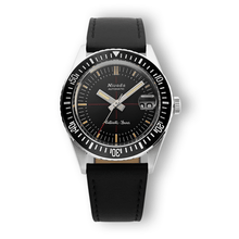 Nivada Grenchen Antarctic Diver Black 38mm 32038A17 - Lederarmband Schwarz