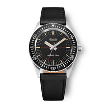 Nivada Grenchen Antarctic Diver Black No Date 38mm 32044A17 - Lederarmband Schwarz
