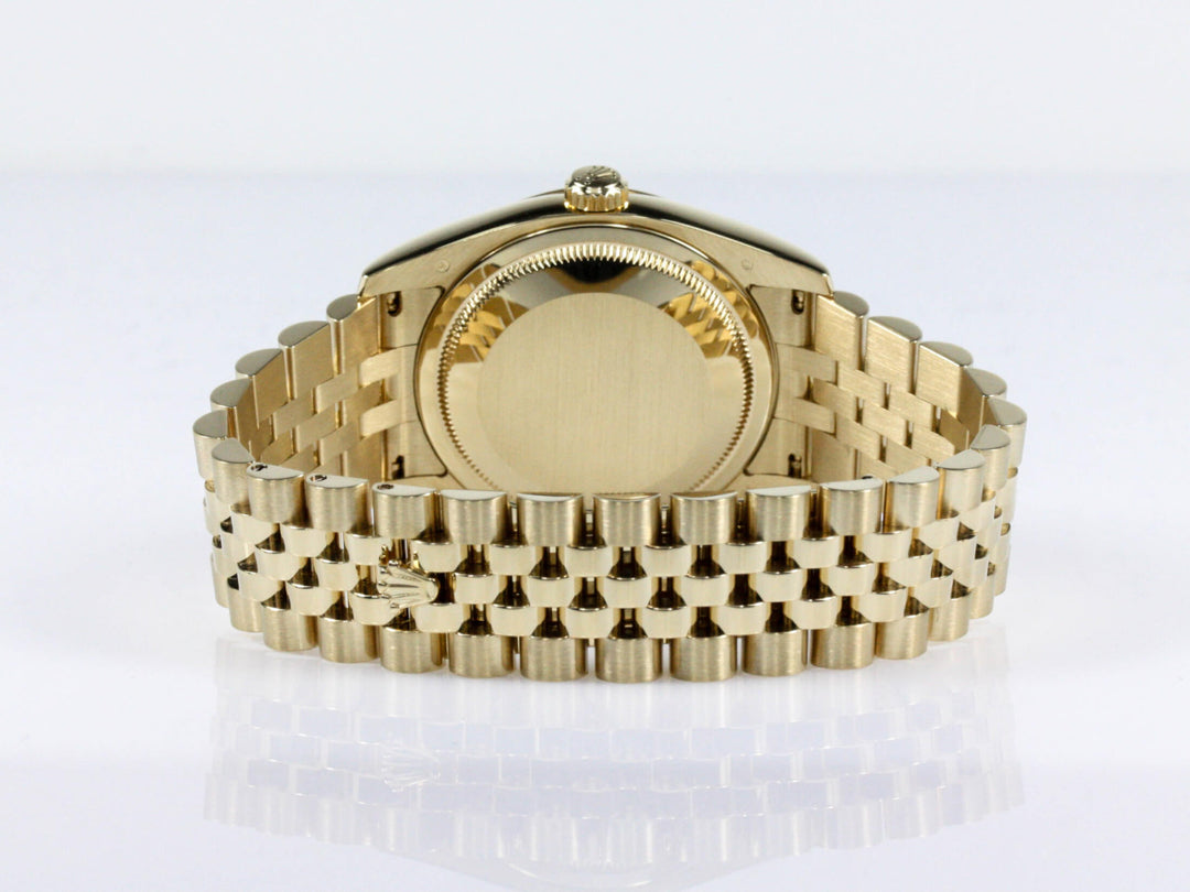 116238_RLX_Datejust_18k_Gold_Jubileeband_F-Serie_Black_Dial_10-2-scaled-1.jpg