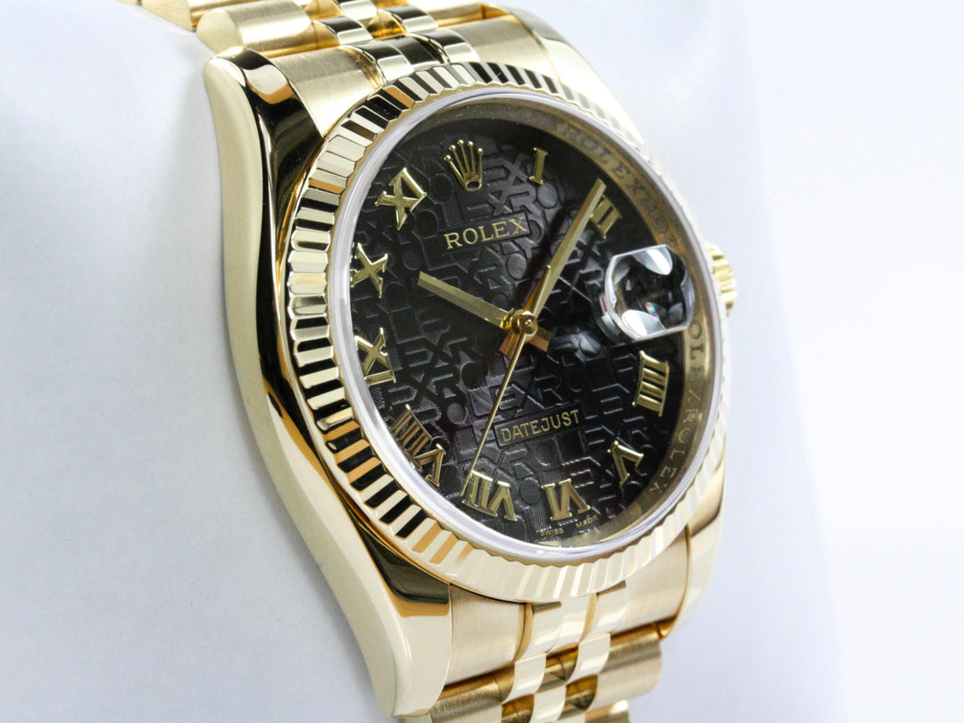 116238_RLX_Datejust_18k_Gold_Jubileeband_F-Serie_Black_Dial_3-2-scaled-1.jpg