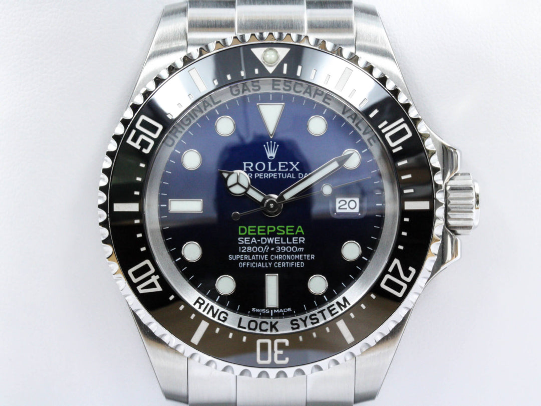 116660_RLX_Sea-Dweller_DeepSea_James_Cameron_FSet_LC737_1-scaled-1.jpg