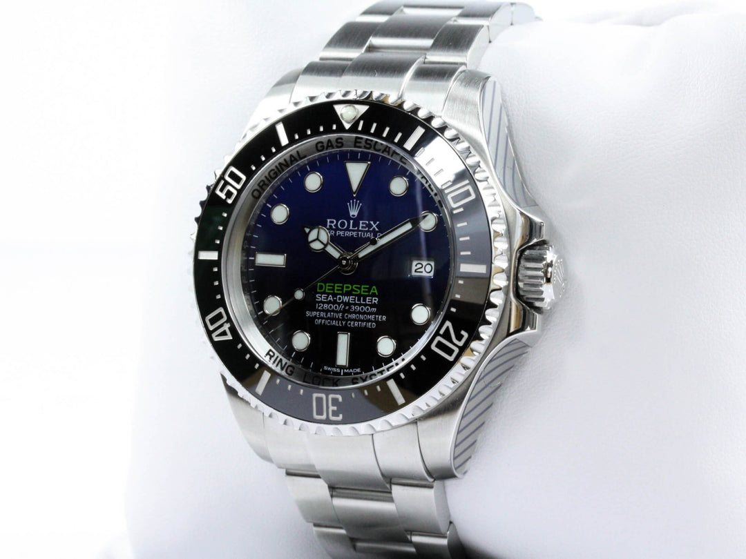 116660_RLX_Sea-Dweller_DeepSea_James_Cameron_FSet_LC737_5-scaled-1.jpg