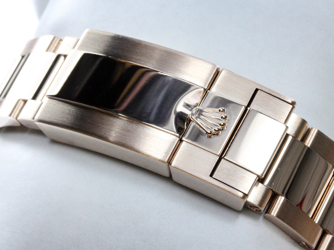 126715CHNR_RLX_GMT-Master_II_Rootbeer_RGold_18k_FSet_2019_LC100_8-scaled