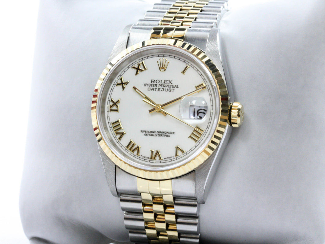 16233_Datjust_Bicolor_Jubilee_White_Linen_Roman_Dial_W-Serie_LC100_FSet_5-scaled