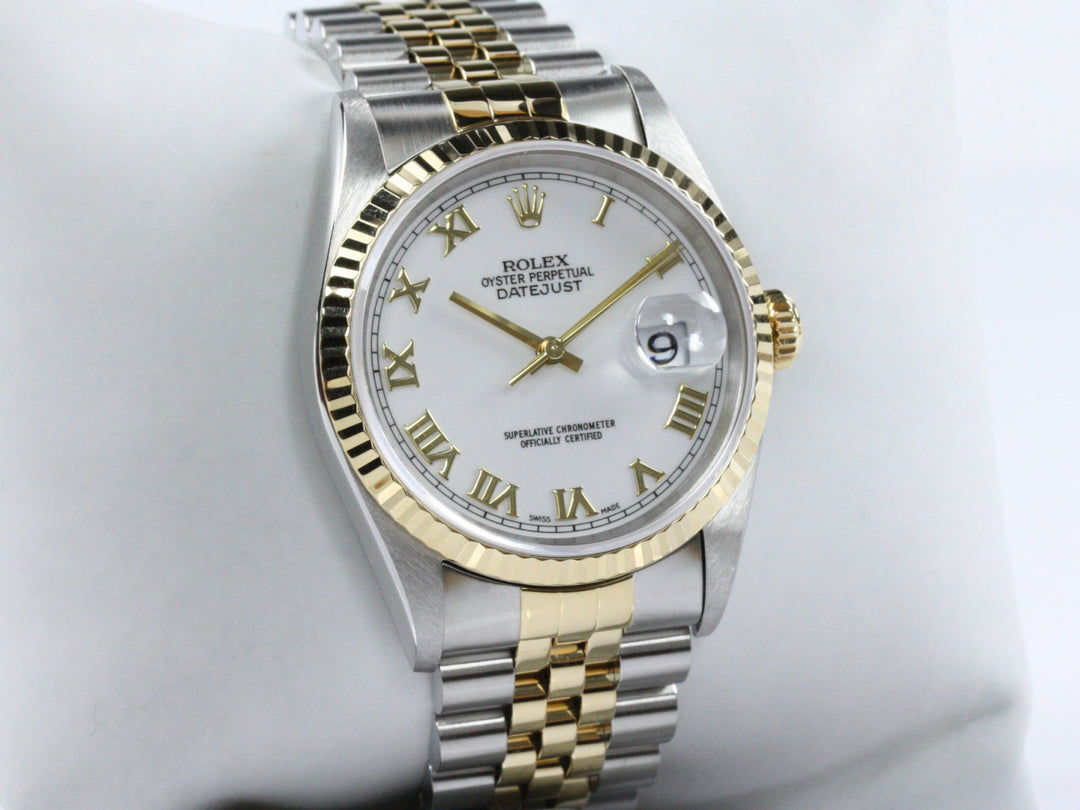 16233_RLX_Datejust_NOS_Bicolor_White_ZB_Jubilee_FSet_T-Serie_LC400_6-scaled-1.jpg