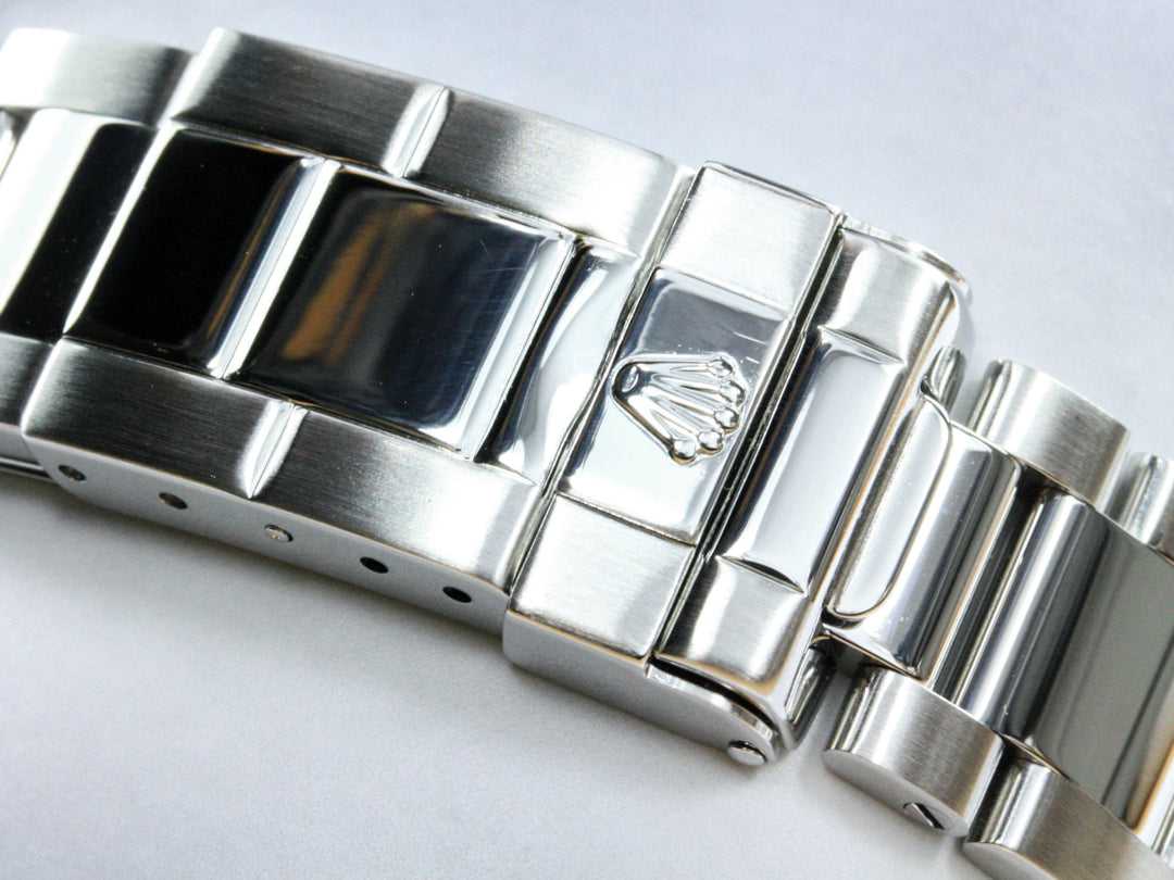16622_RLX_Yacht-Master_40mm_Stahl_Platin_FSet_P934269_LC207_2001_8-scaled