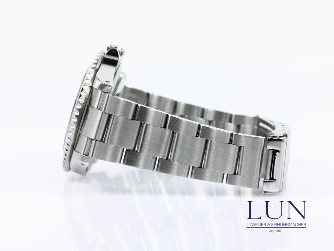 16710_RLX_GMT-Master_II_Black_Bezel_LC010_FSet_9-scaled-1.jpg