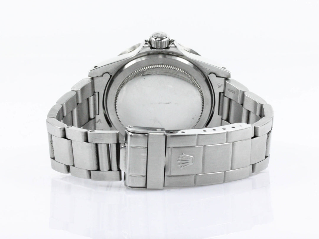 1680_RLX_Submariner_Date_Stahl_Oyster_10-scaled-1.jpg