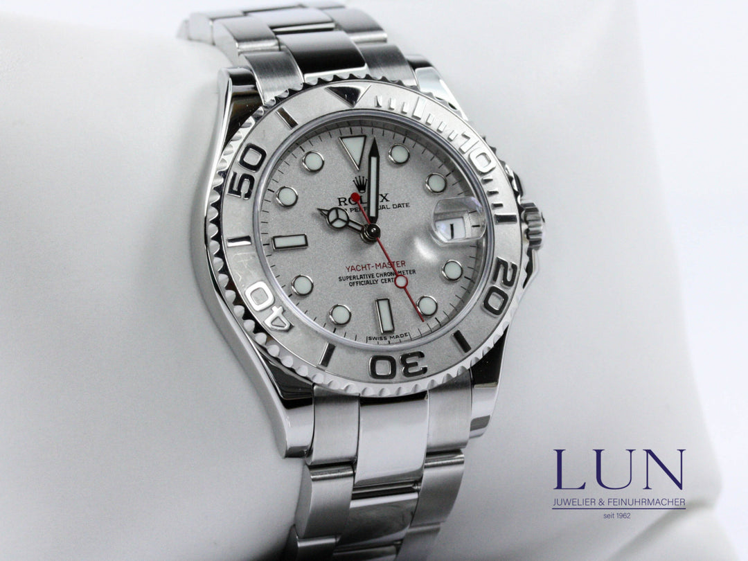 168622_RLX_Yacht-Master_Mid_Stahl_Platin_2019_LC608_FSet_6-scaled