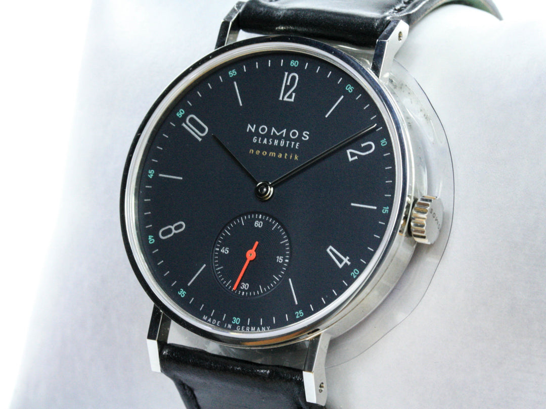 177_NOMOS_Tangente_Neomatic_35mm_Steel_Leather_FSet_2020_2-scaled