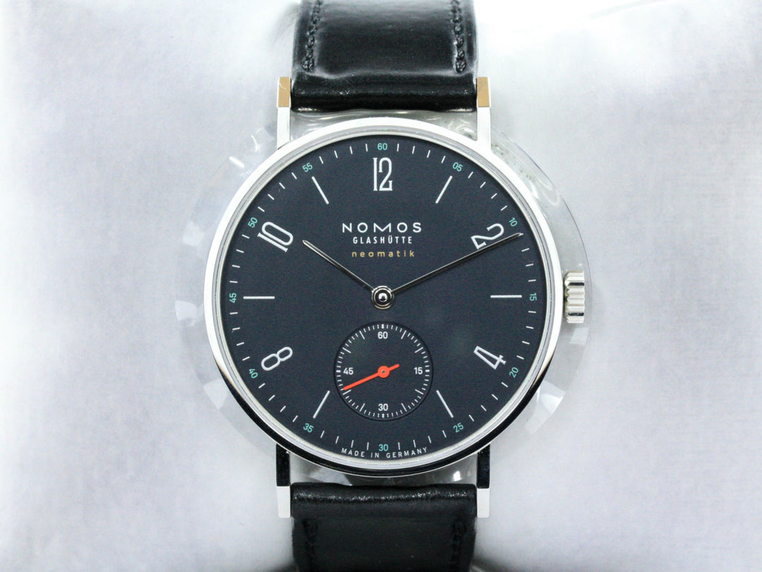 177_NOMOS_Tangente_Neomatic_35mm_Steel_Leather_FSet_2020_4-scaled