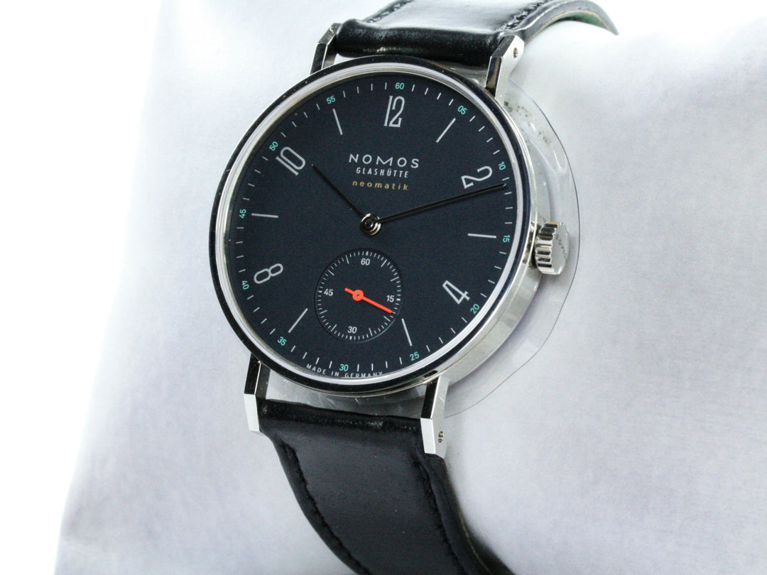 177_NOMOS_Tangente_Neomatic_35mm_Steel_Leather_FSet_2020_5-scaled