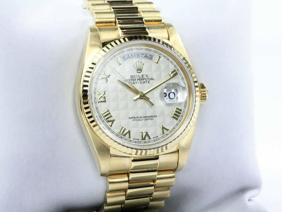 18038_RLX_Day-Date_18k_President_Pyramiden_ZB_Serial_7381XXX_1982_6