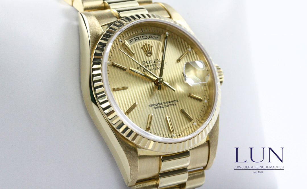 18238_RLX_Day-Date_18k_Band_Gold_3-scaled