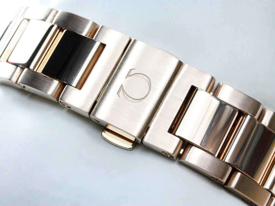 23155342055003_OMA_Seamaster_18k_Rosegold_FSet_8-scaled