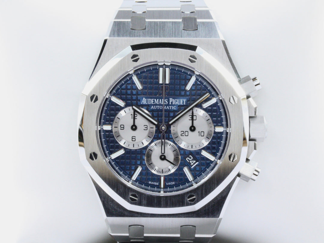 26331ST.OO_.1220ST.01_Audemars_Piguet_Royal_Oak_Chronograph_Blue_ZB_2020_4-scaled