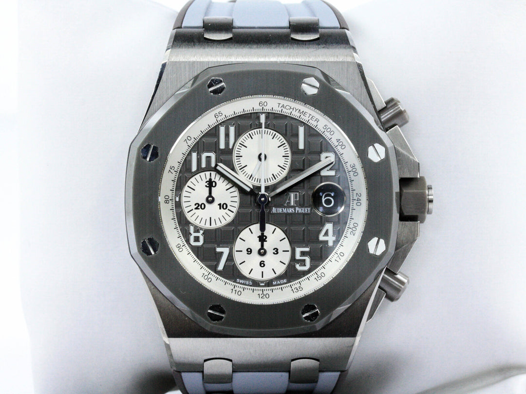 26470IO.OO.A006CA.01_AP_Royal_Oak_Offshore_Ceramic_Ghost_2022_FSet_4