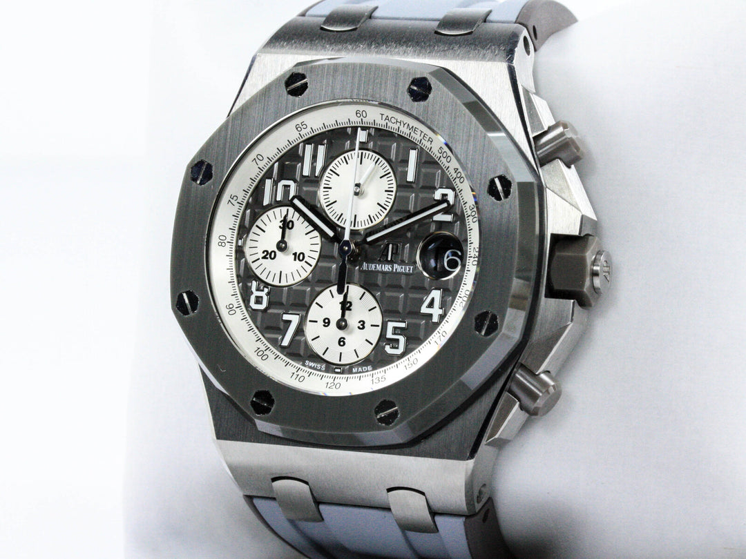 26470IO.OO.A006CA.01_AP_Royal_Oak_Offshore_Ceramic_Ghost_2022_FSet_5