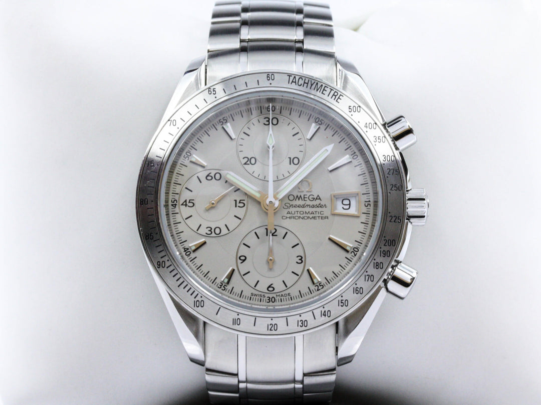 32113000_OMA_Speedmaster_Date_Silver_Dial_FSet_4-scaled-1.jpg