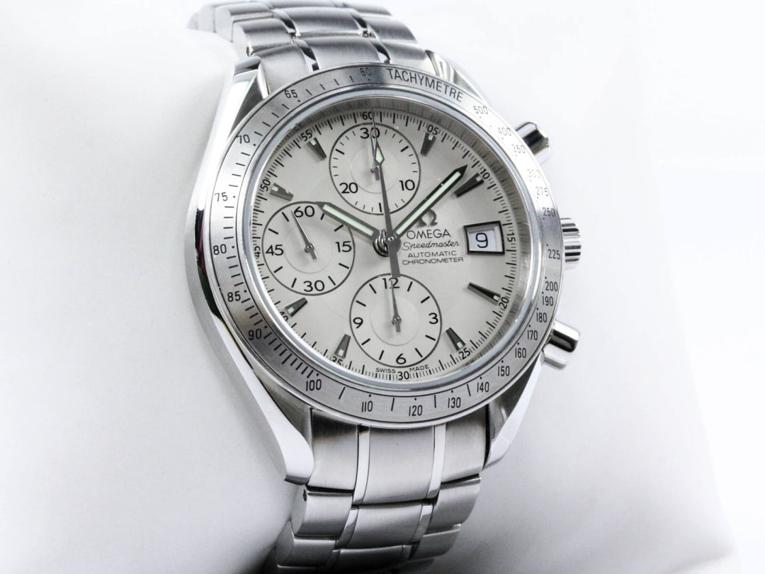 32113000_OMA_Speedmaster_Date_Silver_Dial_FSet_6-scaled-1.jpg