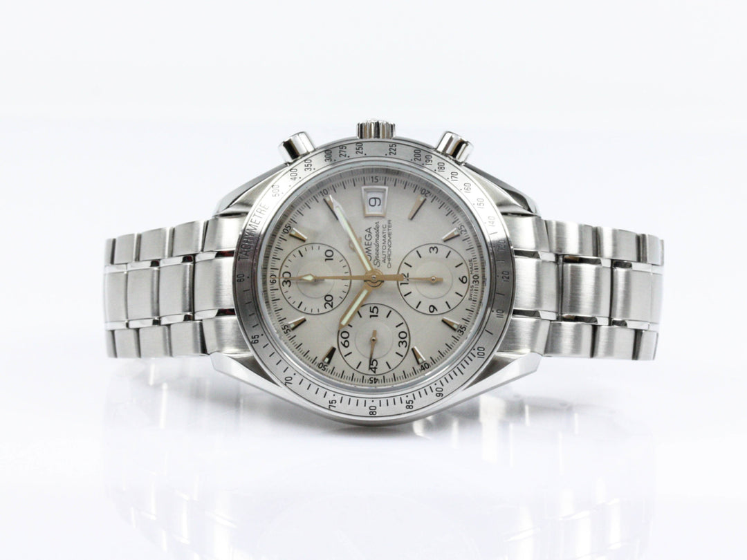 32113000_OMA_Speedmaster_Date_Silver_Dial_FSet_8-scaled-1.jpg