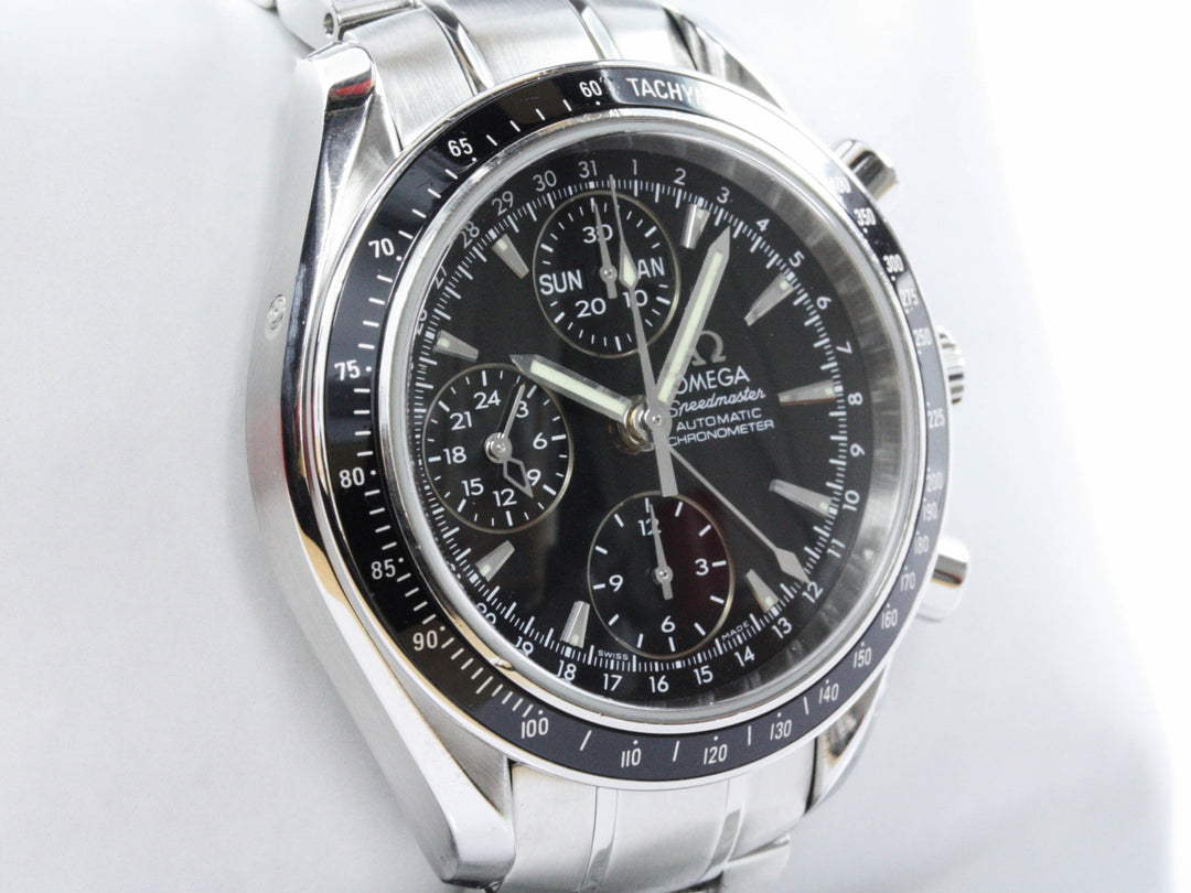 32205000_OMA_Speedmaster_DayDate_Chronograph_Stahl_FSet_2013_3-scaled