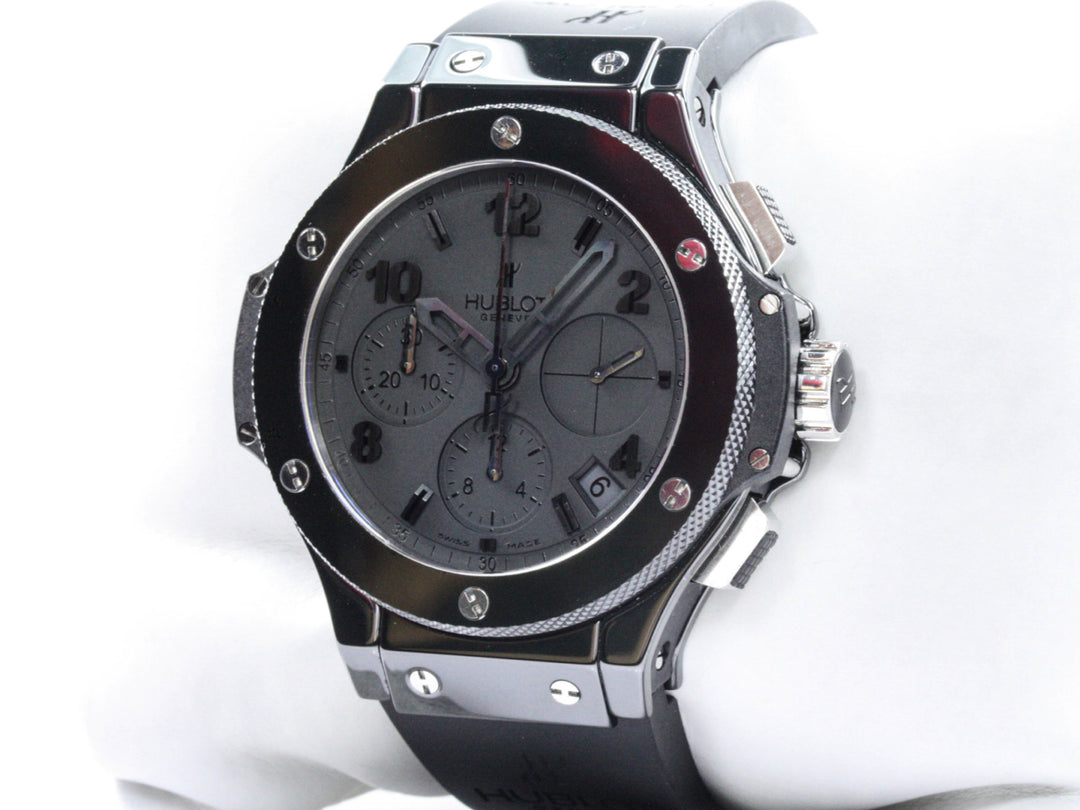 341.CX_.134.RX_Hublot_Big_Bang_Ceramic_Limited_Kautschuk_2008_FSet_5-scaled