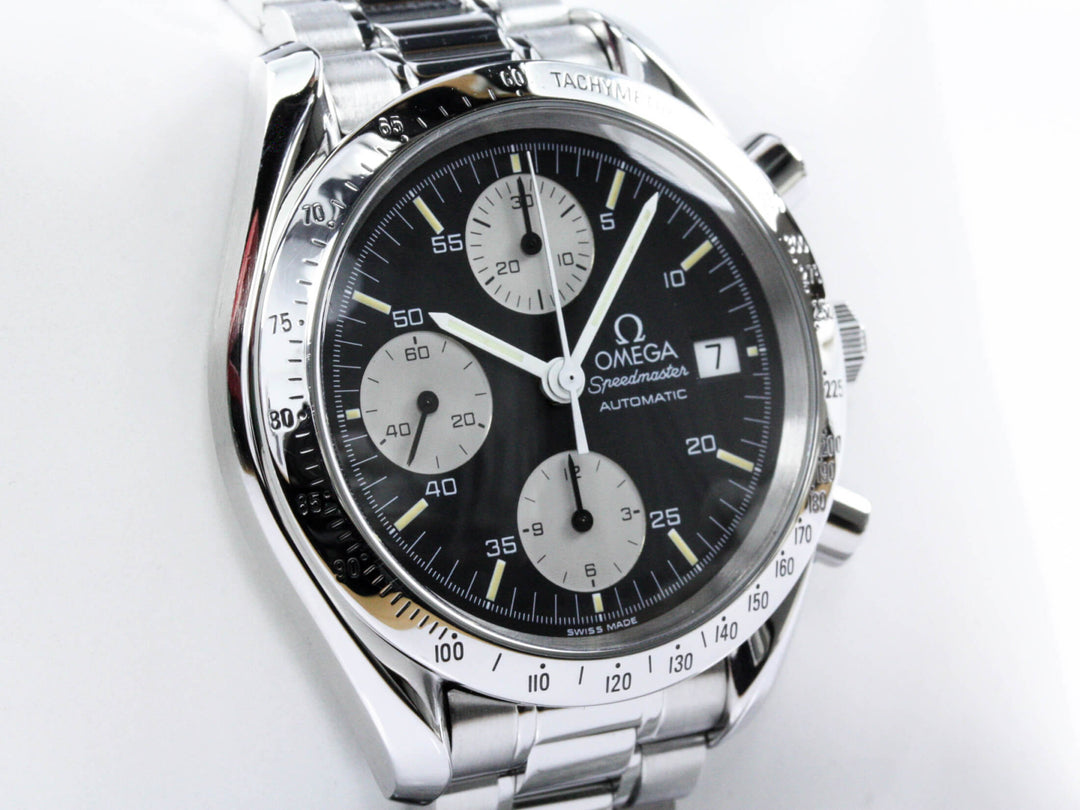 35115000_OMA_Speedmaster_Date_Panda_Reverse_Chronograph_4-scaled