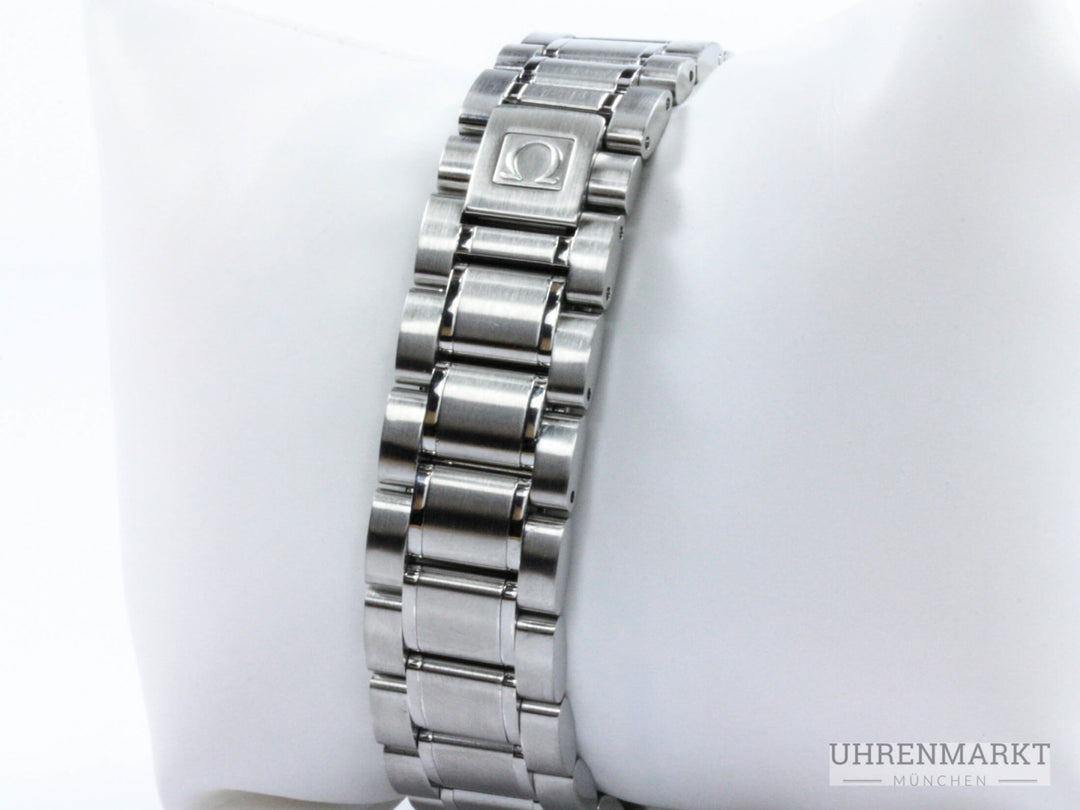 351330_OMA_Speedm._Date_Silver_7-scaled-2.jpg