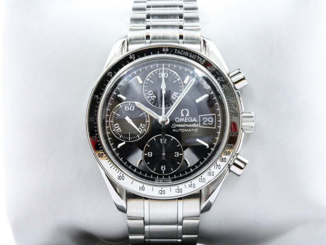 35135000_OMA_Speedmaster_Date_Black_ZB_Stahl_FSet_4-scaled