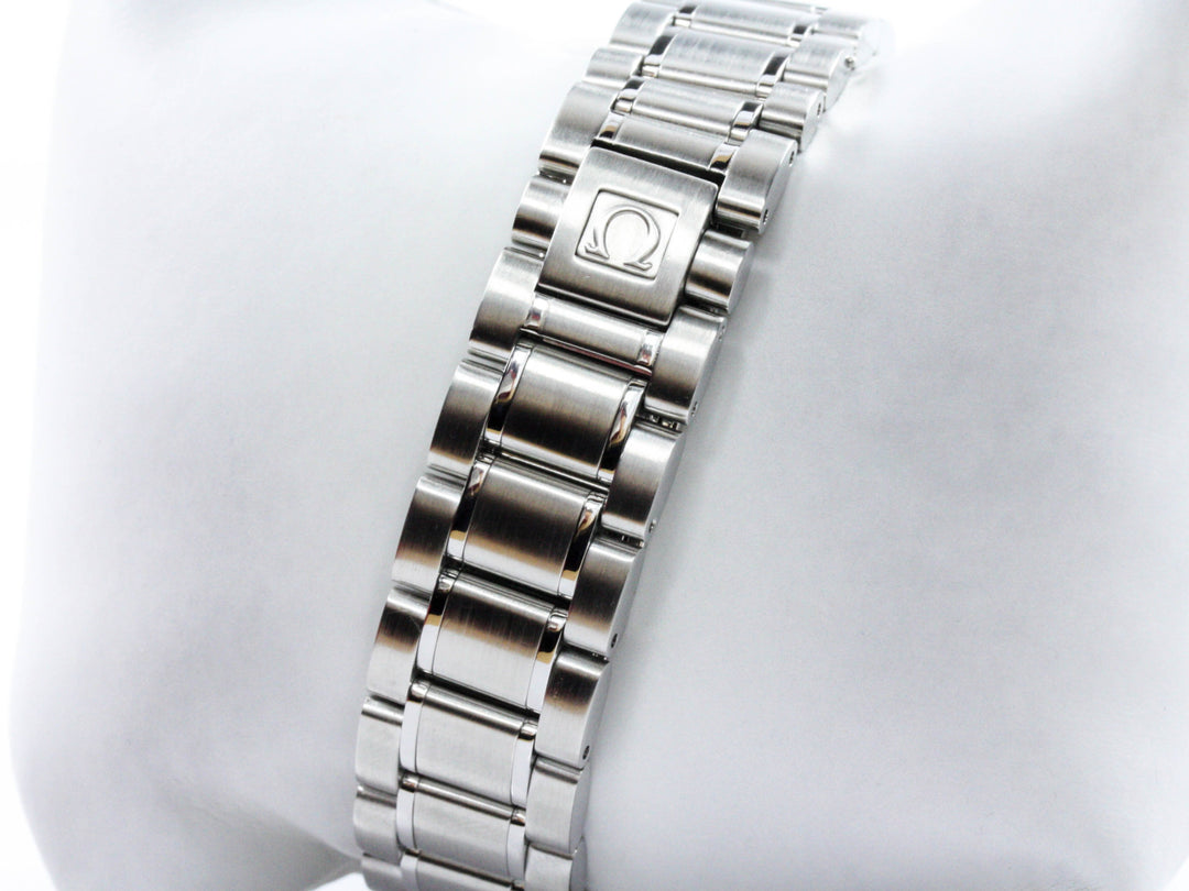 35135000_OMA_Speedmaster_Date_Black_ZB_Stahl_FSet_7-scaled