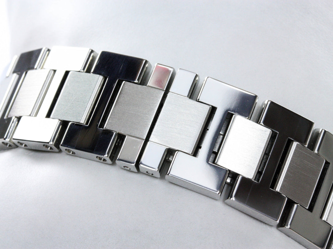 3601_Cartier_Ronde_Solo_29mm_Stahl_Quarz_8-scaled