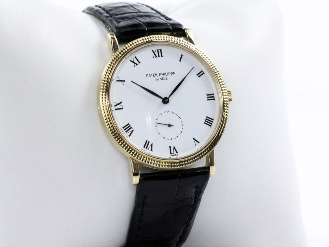3919_Patek_Calatrava_18k_Clous_de_Paris_6-scaled
