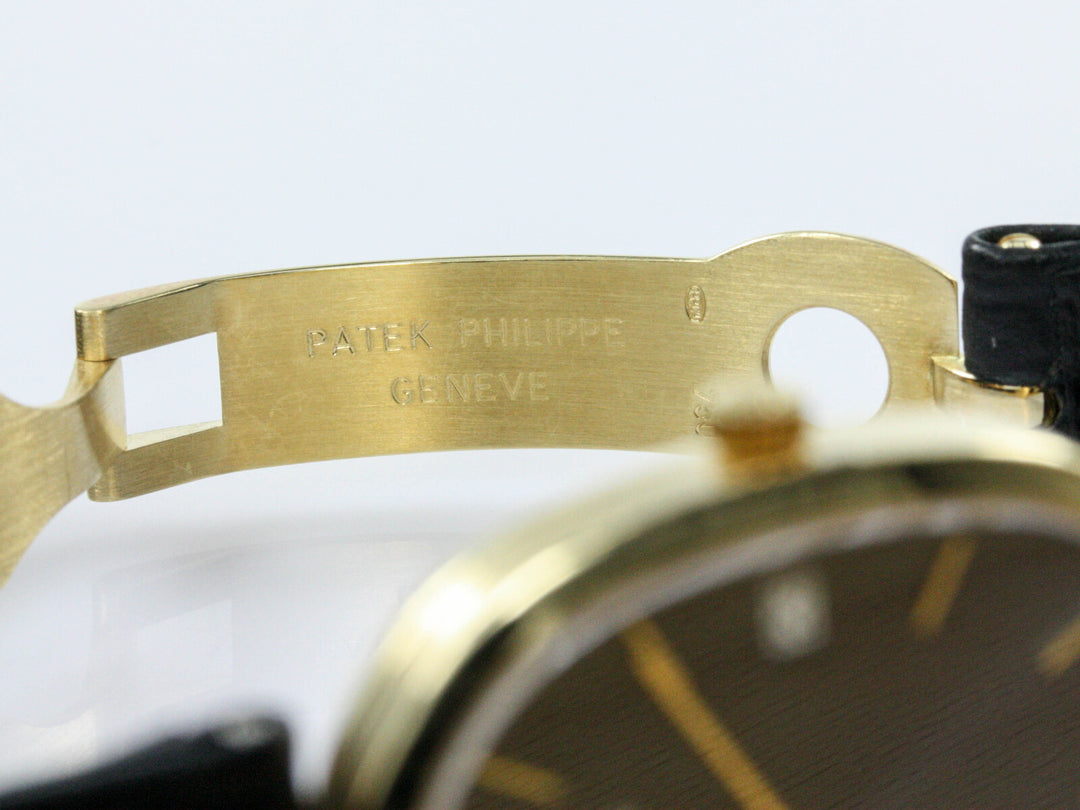 3930_Patek_Philippe_Elllipse_18k_GGold_Blue_Dial_Leather_18k_GGold_Clasp_Serial_2821XXX_12
