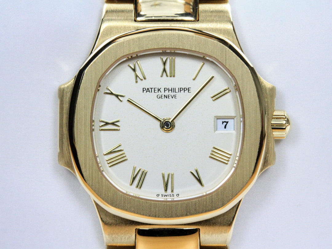 4700:051_Patek_Philippe_Nautilus_Lady_1534XXX_18k_GGold_FSet_1
