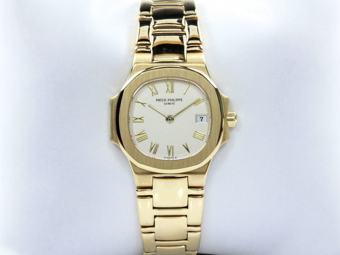 4700:051_Patek_Philippe_Nautilus_Lady_1534XXX_18k_GGold_FSet_4