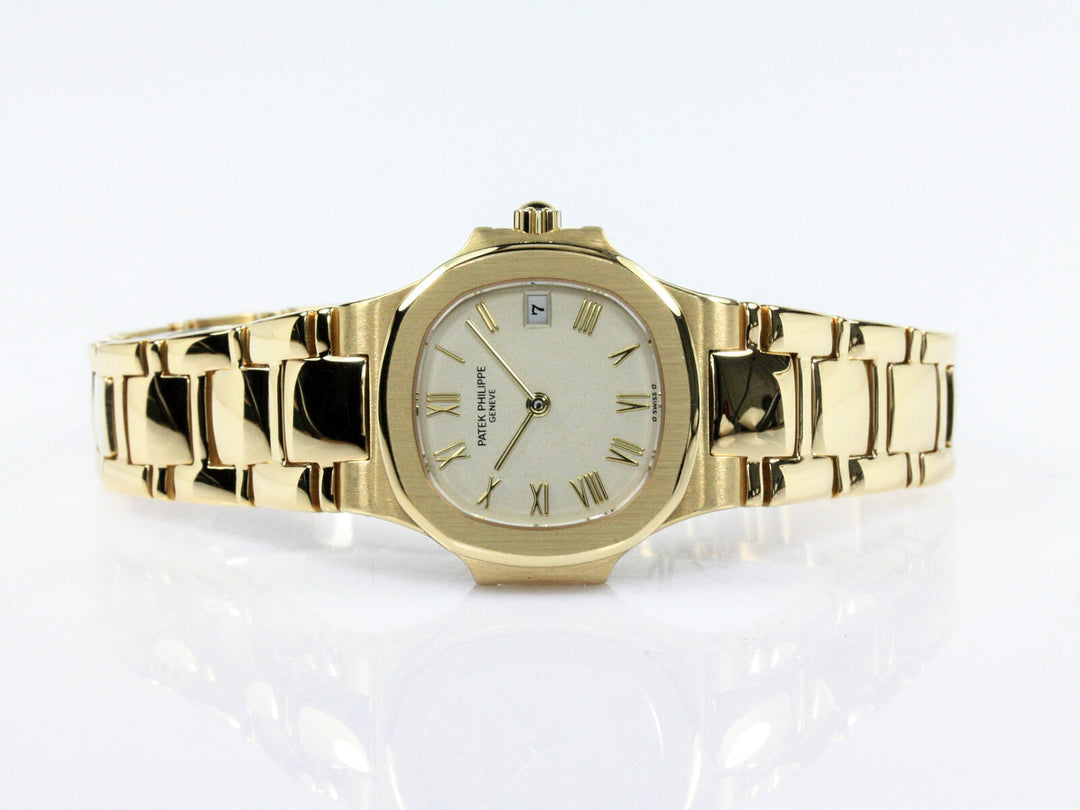 4700:051_Patek_Philippe_Nautilus_Lady_1534XXX_18k_GGold_FSet_9