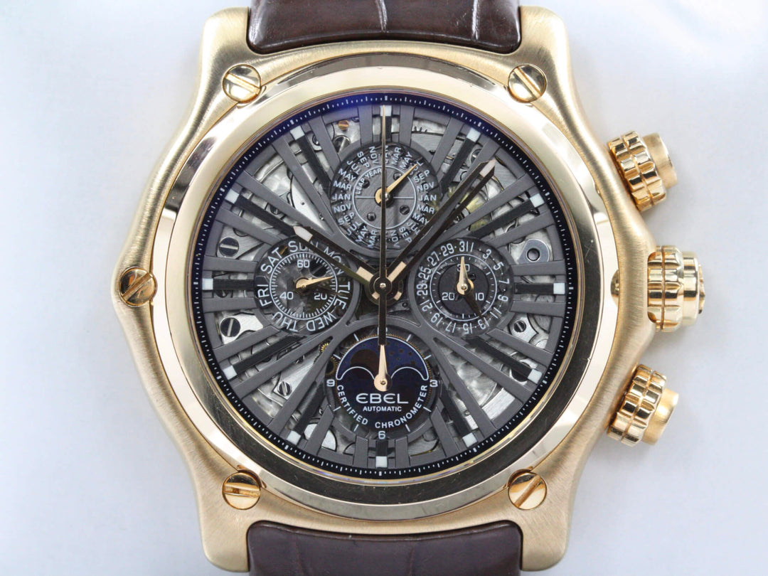 5288L70_EBEL_Ewiger_Kalender_Gold_18k_Lederband_Fullset_1-scaled-1.jpg
