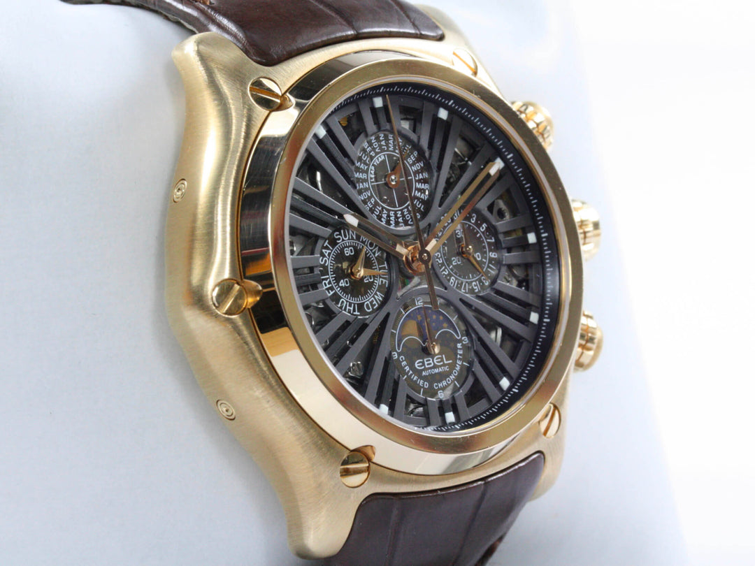 5288L70_EBEL_Ewiger_Kalender_Gold_18k_Lederband_Fullset_3-scaled-1.jpg